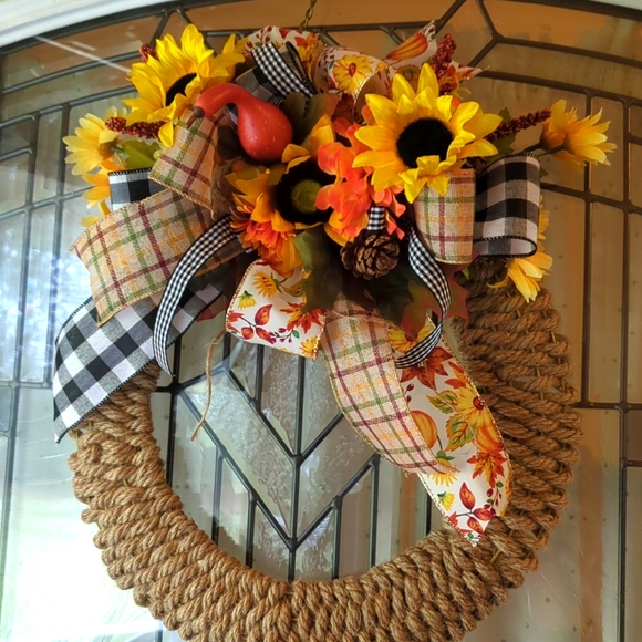 SIPP Addition Autumn Wreath - Picture 4 of 10